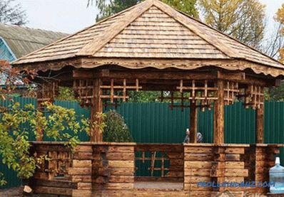 How to cover the roof of the arbor - the choice of roofing (+ photos)