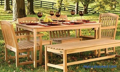 Garden table do it yourself from natural wood