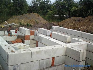 The foundation for a brick house - types of foundations under the brick
