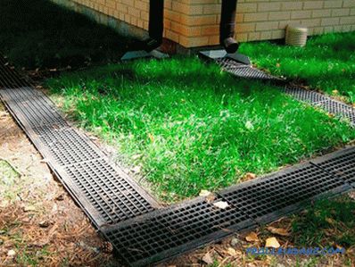 Do-it-yourself site drainage - drainage of sites + schemes