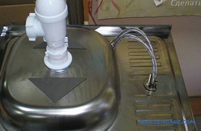 How to assemble a sink siphon in the kitchen