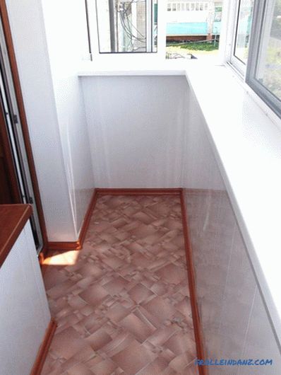 What to cover the floor on the balcony