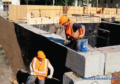 Waterproofing the foundation with their own hands - how to do it