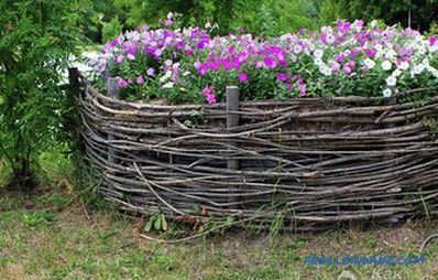 Do-it-yourself decorative fencing - making decorative fencing