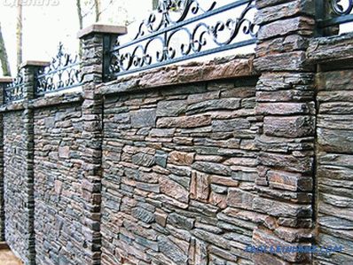 Fence made of stone with his own hands