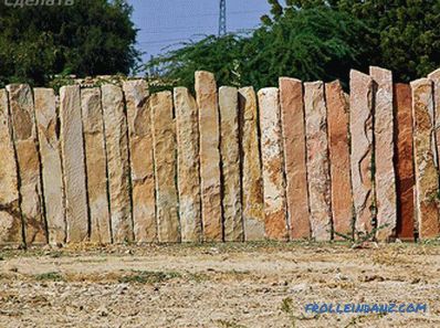 Fence made of stone with his own hands