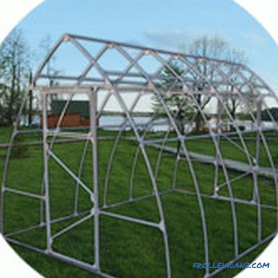 Which polycarbonate is better to use for the greenhouse