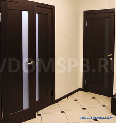 What is veneered door and which is better