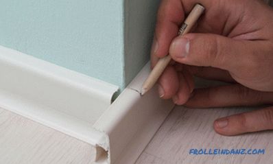 How to install a plinth: plastic, MDF or wooden