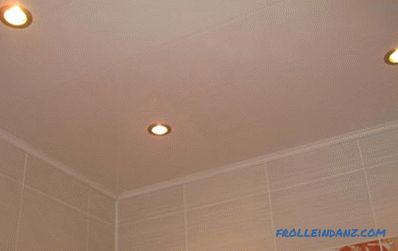 Which ceiling is better to do in the bathroom