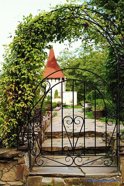 How to make a garden arch with your own hands (+ photo)